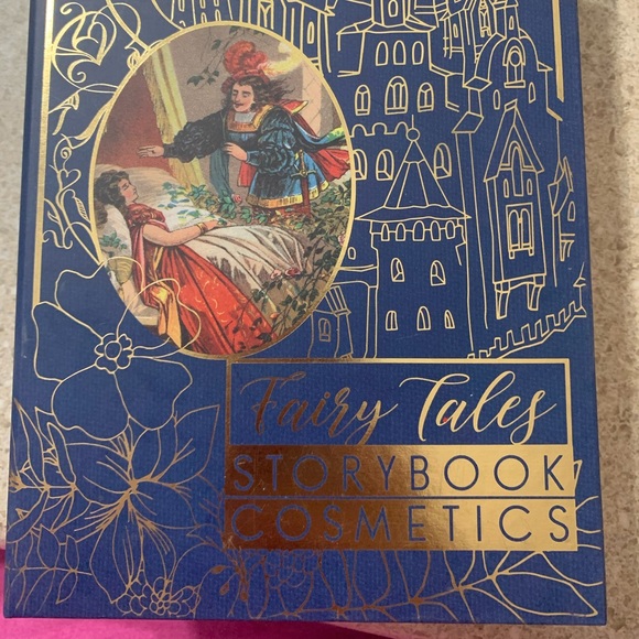 Eyeshadow - Picture 2 of 2